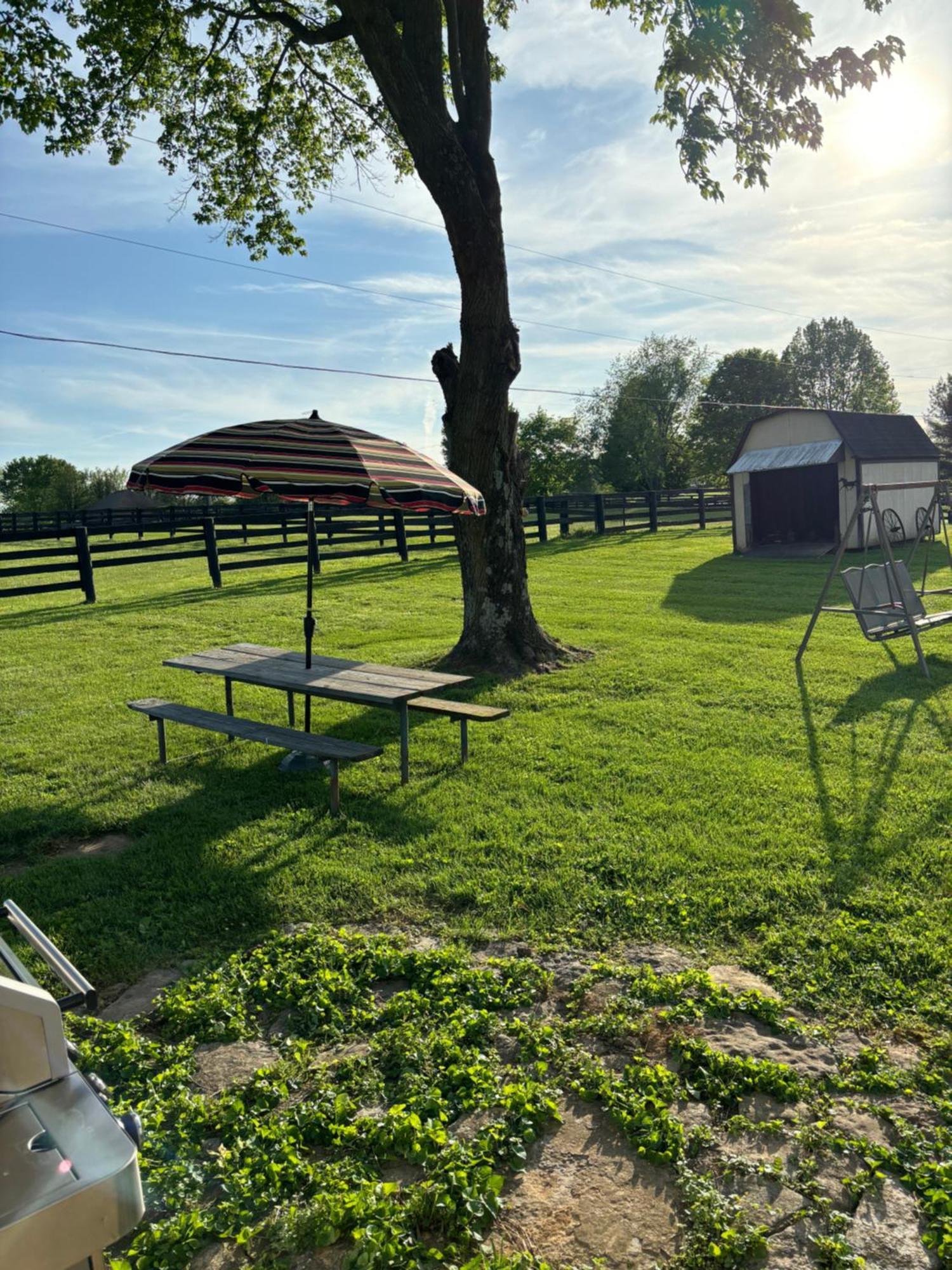 Bourbon Trail Hideaway Villa Frankfort Eksteriør billede